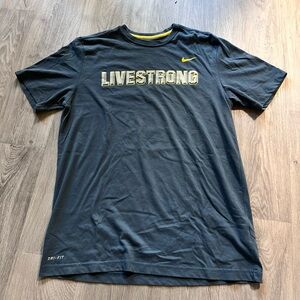 Nike Men's Black and Yellow LIVESTRONG Tee